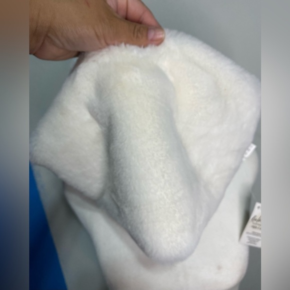 NWT two tube scarf - Picture 7 of 10